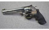 SMITH&WESSON Model 629-4
.44 Mag - 2 of 2