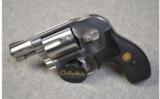 Smith&Wesson Bodyguard Model 649
.38 SPL - 2 of 2