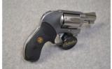 Smith&Wesson Bodyguard Model 649
.38 SPL - 1 of 2