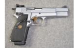 Browning Hi Power.9MM - 1 of 1