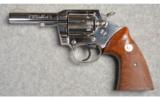 Colt Lawman MK III
.357 Magnum - 2 of 2