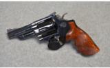 Smith&Wesson Model 29-2
.44 Magnum - 2 of 3
