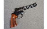 Smith&Wesson Model 586-2.357 Magnum - 1 of 2