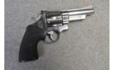 Smith&Wesson Model 629-1
.44 Mag - 1 of 3