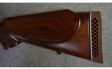 Browning Safari
.375 H&H Magnum - 7 of 8