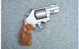 Smith&Wesson Model 386-6
.357 Magnum 7x - 1 of 2