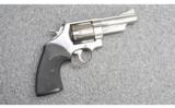 Smith&Wesson Model 629-1
.44 Magnum - 1 of 2