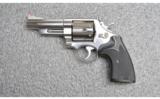 Smith&Wesson Model 629-1
.44 Magnum - 2 of 2