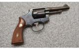 Smith&Wesson Model 10-5
.38 Special - 1 of 2
