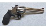 Smith&Wesson 686-6,
357 Mag - 1 of 2