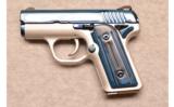 Kimber Solo Saphire,
9 MM - 2 of 2