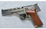 High Standard Victor, 22LR, Very Good Condition - 2 of 3