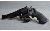 S&W 25-7, .45 Colt, Very Good Condition with Box - 1 of 3