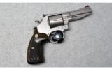 Smith & Wesson ~ 686-6 SSR Pro ~ .357 magnum - 1 of 2