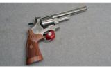 Smith & Wesson ~ 29-2 ~ .44Mag - 1 of 2