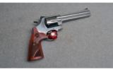 Smith & Wesson ~ 629-6 Classic ~ .44 Mag. - 1 of 2