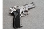 Smith & Wesson ~ 5906 Stainless ~ 9mm - 1 of 2