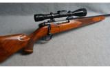 Weatherby ~ Mark V ~ .300 Weatherby Magnum - 1 of 9