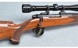 Weatherby ~ Mark V ~ Varmintmaster ~ 22-250 REM - 3 of 10