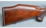 Weatherby ~ Mark V Varmintmaster ~ 22-250 Remington - 2 of 10