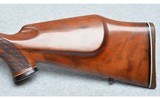 Weatherby ~ Mark V Varmintmaster ~ 22-250 Remington - 9 of 10