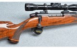 Weatherby ~ Mark V ~ 300 Weatherby Magnum - 3 of 10