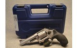 Smith & Wesson ~ Model 69 ~ .44 Magnum - 3 of 3