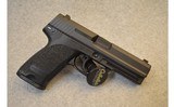 Heckler & Koch ~ USP ~ .40 S&W - 2 of 2