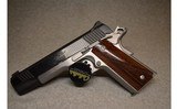 Kimber ~ Custom II ~ .45 Auto - 2 of 3