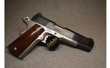 Kimber ~ Custom II ~ .45 Auto - 3 of 3