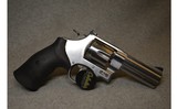 Smith & Wesson ~ 610-3 ~ 10MM - 2 of 3