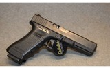 Glock ~ 22 ~ .40 S&W - 2 of 4