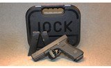 Glock ~ 22 ~ .40 Cal - 1 of 4