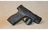 Smith & Wesson ~ M&P 9 Shield ~ 9MM - 4 of 4