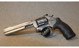 Smith & Wesson ~ 617-6 ~ .22 Long Rifle - 2 of 4