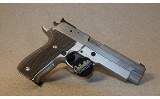 Sig Sauer ~ P226 S ~ 9MM - 2 of 5