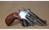 Smith & Wesson ~ 629-6 ~ .44 Magnum - 2 of 5