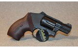 Smith & Wesson ~ 432-UC ~ .32 H&R Magnum - 2 of 4