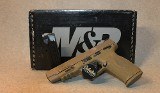 Smith & Wesson ~ M&P 9 M2.0 ~ 9MM - 1 of 5