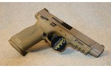 Smith & Wesson ~ M&P 9 M2.0 ~ 9MM - 2 of 5