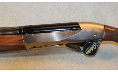 Benelli ~ Ethos Sport ~ 12 Gauge - Image 9 of 10
