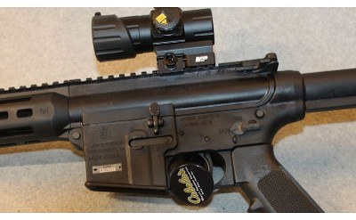 Smith & Wesson ~ M&P 15-22 ~ .22 Long Rifle - Image 9 of 10
