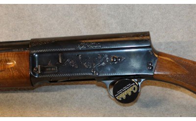 Browning ~ Light Twelve ~ 12 Gauge - Image 9 of 10