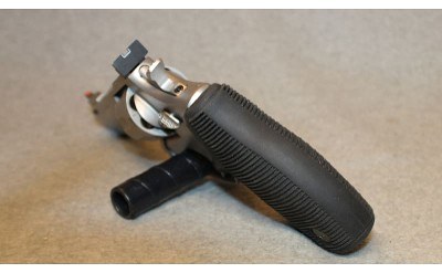 Taurus ~ 627 Tracker ~ .357 Magnum - Image 3 of 4