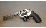 Smith & Wesson ~ 686-6 ~ .357 Magnum - Image 2 of 5