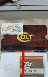 Colt Python .357 - 2 of 3