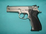 S&W 5906 - 1 of 9
