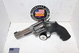 S&W 617-6 - 1 of 8