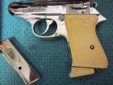 Walther PPK Bright Chrome Finish,
New ! in the Factory Presentation Box, Made in Germany, Dec. 1964 - 16 of 19