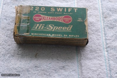 VERY early REMINGTON 220 SWIFT BOX WITH /WITH DOG BONE IMAGE FIRED CASES